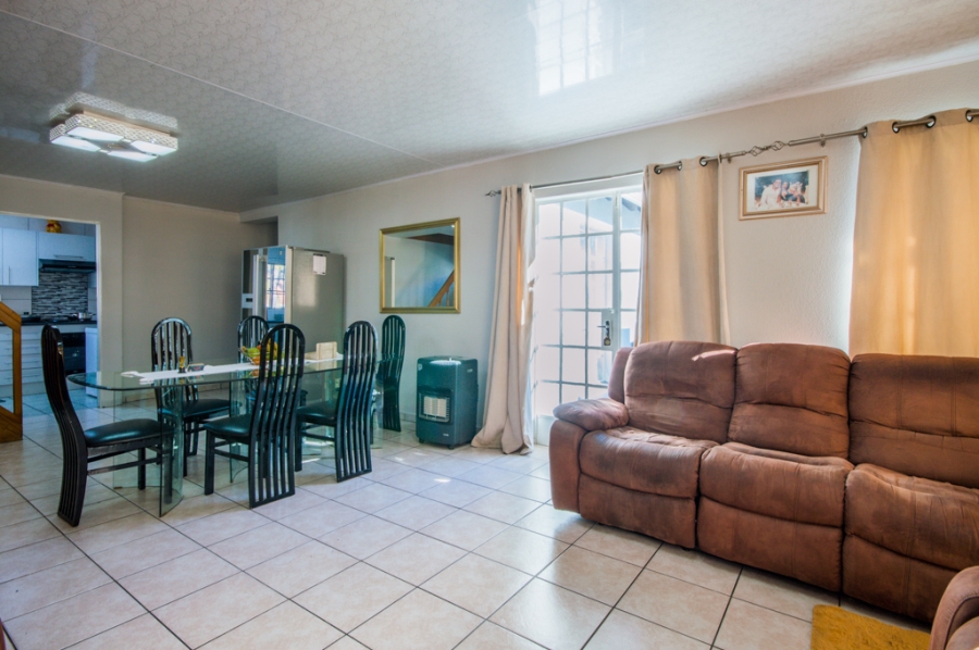 3 Bedroom Property for Sale in Aberdeen Eastern Cape